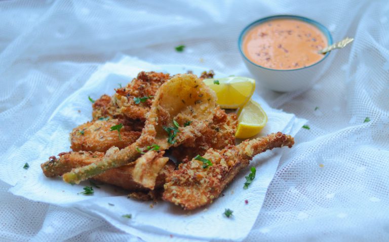 Fennel fritters with hot pepper dip