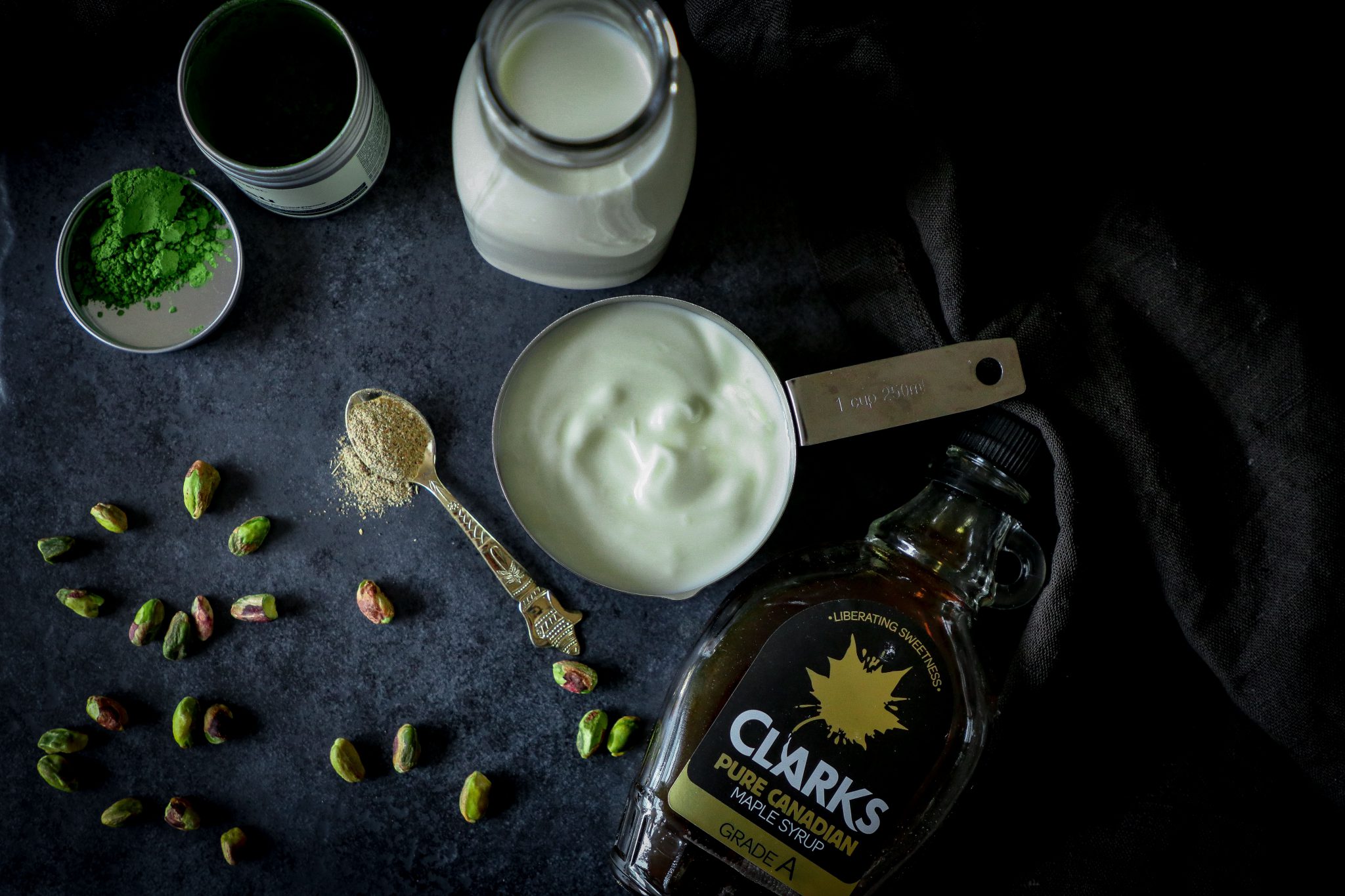 Summers are knocking- try this refreshing and healthy mix of yoghurt, milk, pistachios and matcha.